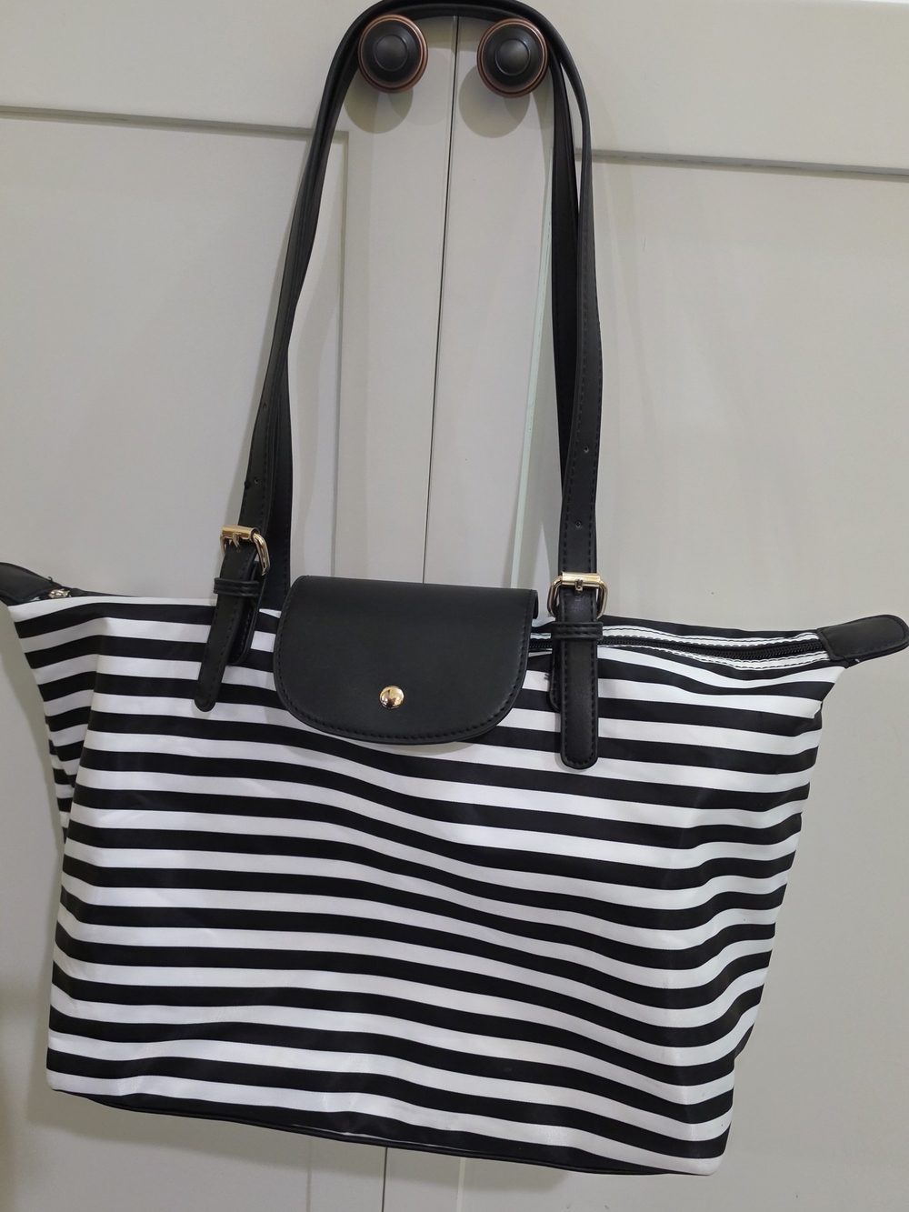 Vintage Kate & Alex Black & White Striped Women’s Tote with Black Trim